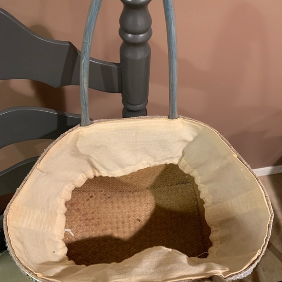 Fully lined woven tote with beaded detail. - Picture 2 of 5